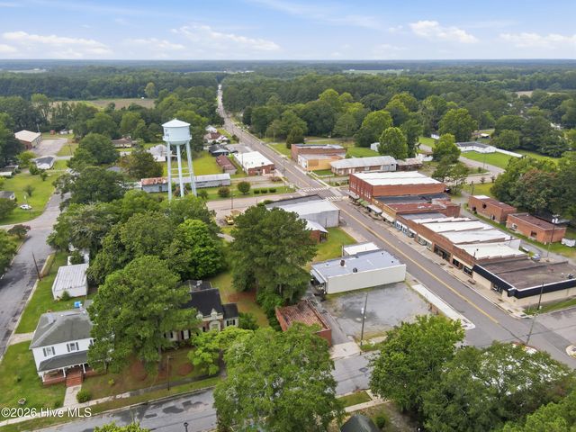 3400 S Jefferson Street, Fountain, NC 27829