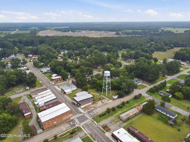 3400 S Jefferson Street, Fountain, NC 27829