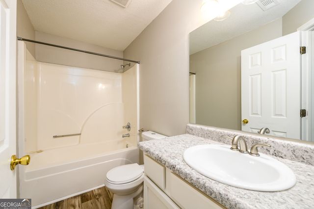 6550 Browns Mill Ferry Drive, Lithonia, GA 30038