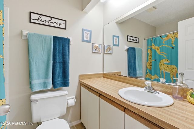 7623 BAYMEADOWS Circle 2022, Jacksonville, FL 32256