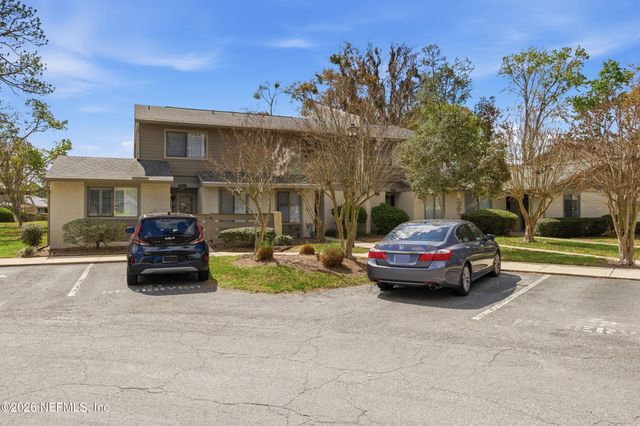 7623 BAYMEADOWS Circle 2022, Jacksonville, FL 32256