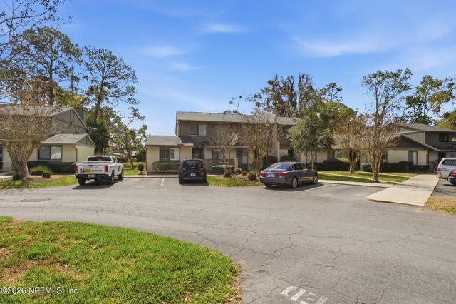 7623 BAYMEADOWS Circle 2022, Jacksonville, FL 32256