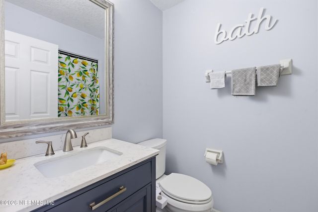 7623 BAYMEADOWS Circle 2022, Jacksonville, FL 32256