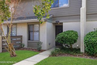 7623 BAYMEADOWS Circle 2022, Jacksonville, FL 32256