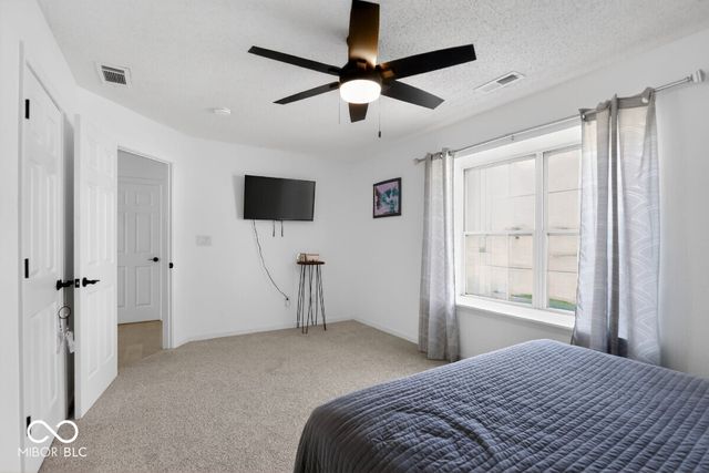 6415 Angel Falls Drive, Noblesville, IN 46062