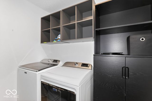 6415 Angel Falls Drive, Noblesville, IN 46062