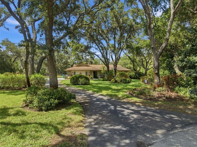 6403 CHISWICK COURT, New Port Richey, FL 34655