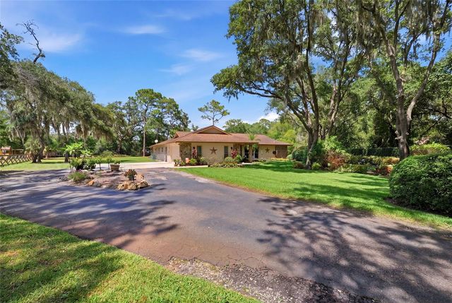 6403 CHISWICK COURT, New Port Richey, FL 34655