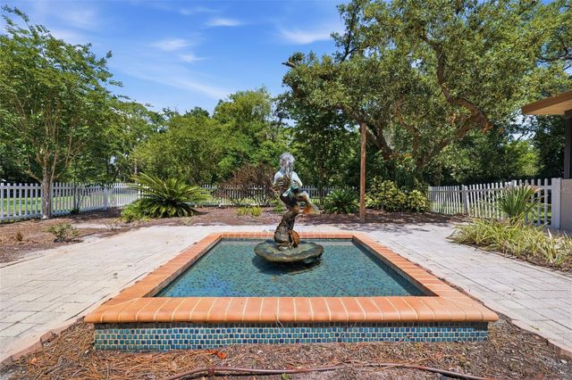 6403 CHISWICK COURT, New Port Richey, FL 34655