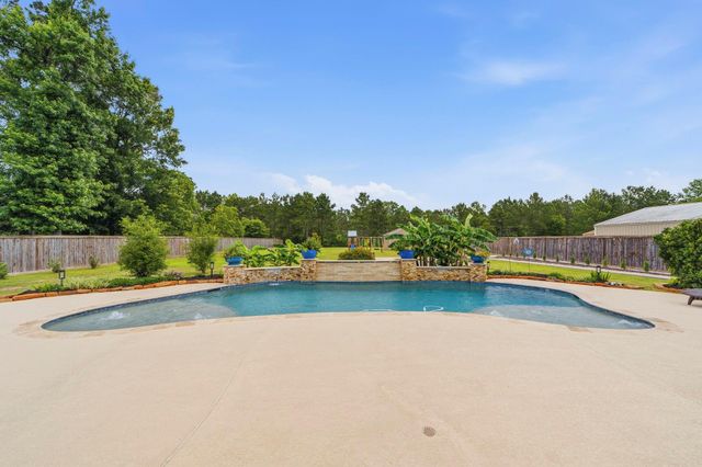 19455 Desna Drive, Porter, TX 77365