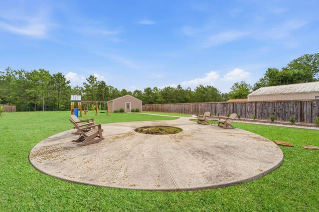 19455 Desna Drive, Porter, TX 77365