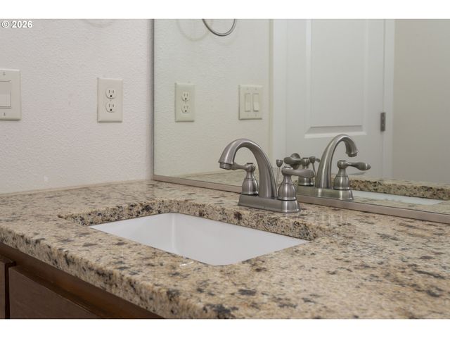 4233 Nw SAGE Loop, Camas, WA 98607