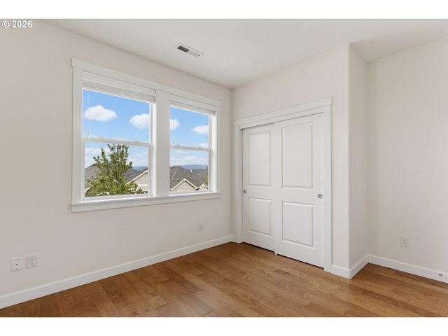 4233 Nw SAGE Loop, Camas, WA 98607