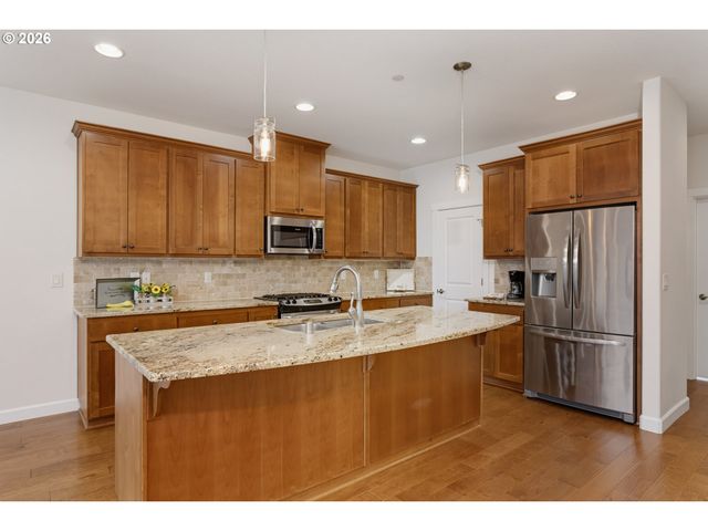 4233 Nw SAGE Loop, Camas, WA 98607