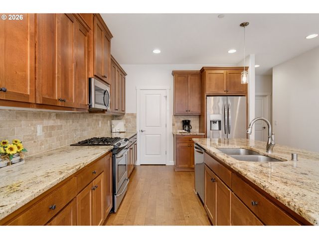 4233 Nw SAGE Loop, Camas, WA 98607