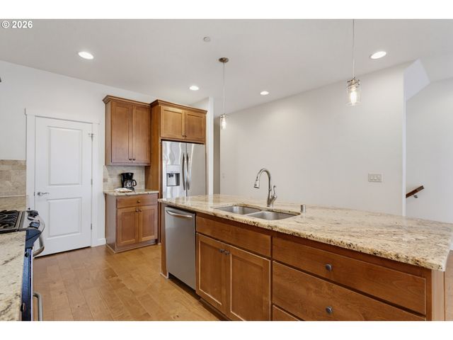 4233 Nw SAGE Loop, Camas, WA 98607