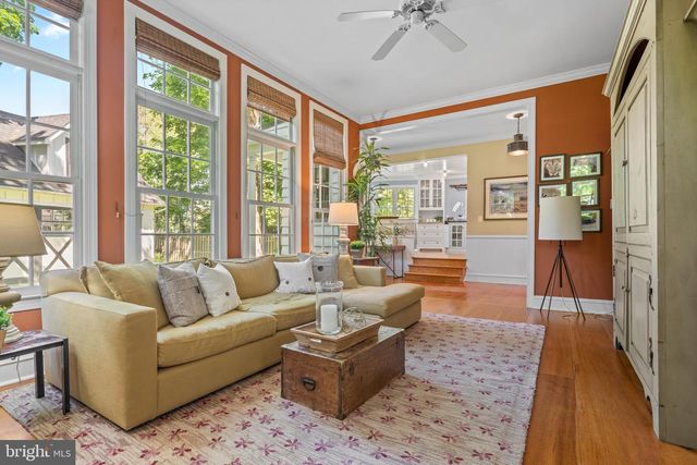 230 S WAYNE AVE, Wayne, PA 19087
