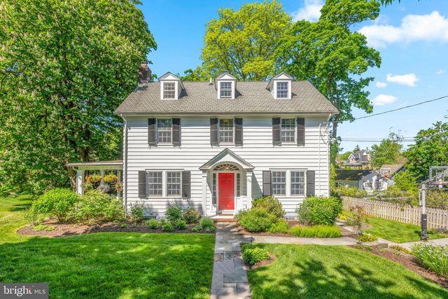 230 S WAYNE AVE, Wayne, PA 19087