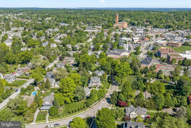 230 S WAYNE AVE, Wayne, PA 19087