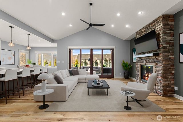 1330 N Arbor Terrace, East Wenatchee, WA 98802