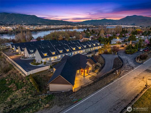 1330 N Arbor Terrace, East Wenatchee, WA 98802