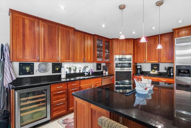 204 WINDWARD DRIVE, Osprey, FL 34229