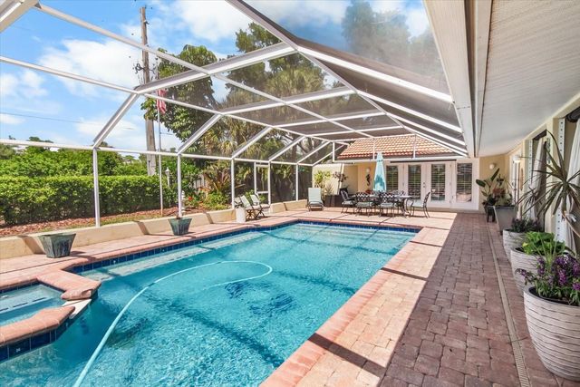 204 WINDWARD DRIVE, Osprey, FL 34229