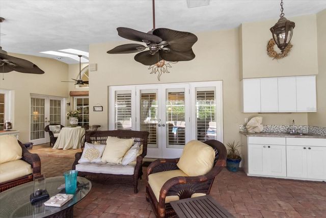 204 WINDWARD DRIVE, Osprey, FL 34229