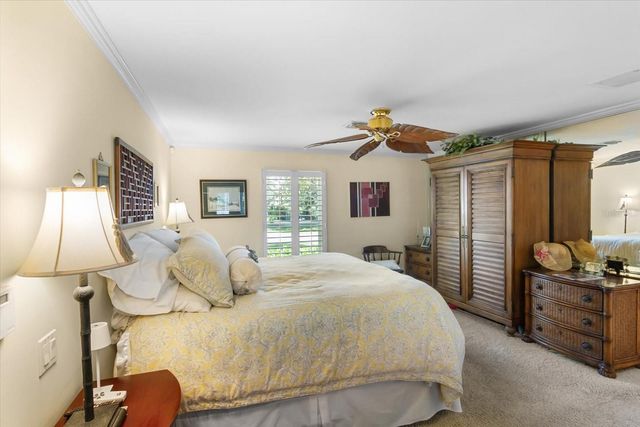 204 WINDWARD DRIVE, Osprey, FL 34229