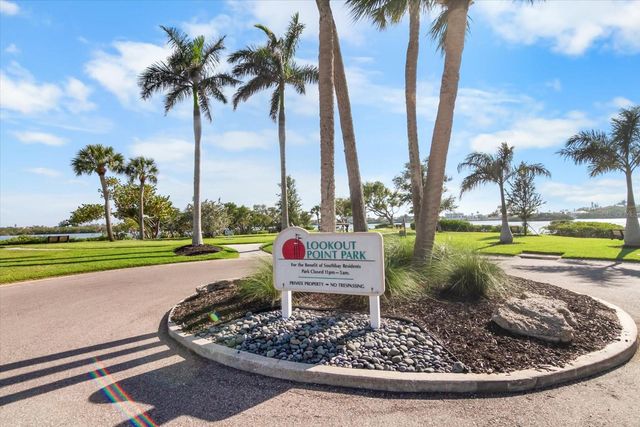 204 WINDWARD DRIVE, Osprey, FL 34229