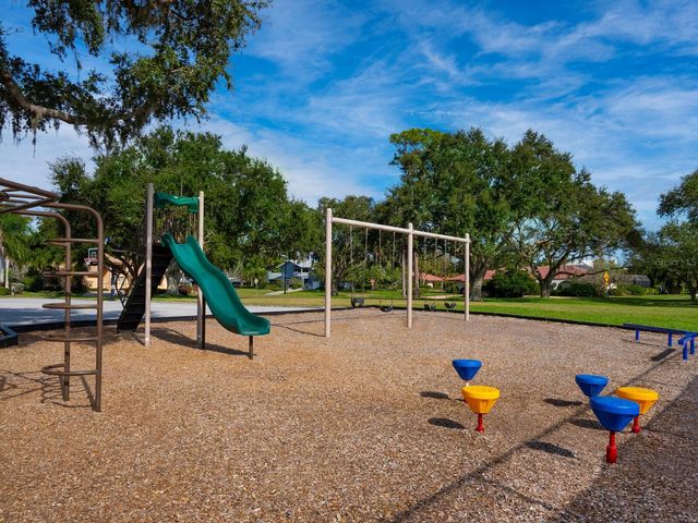 204 WINDWARD DRIVE, Osprey, FL 34229
