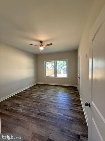 105 CIRCLE LN, Colonial Beach, VA 22443