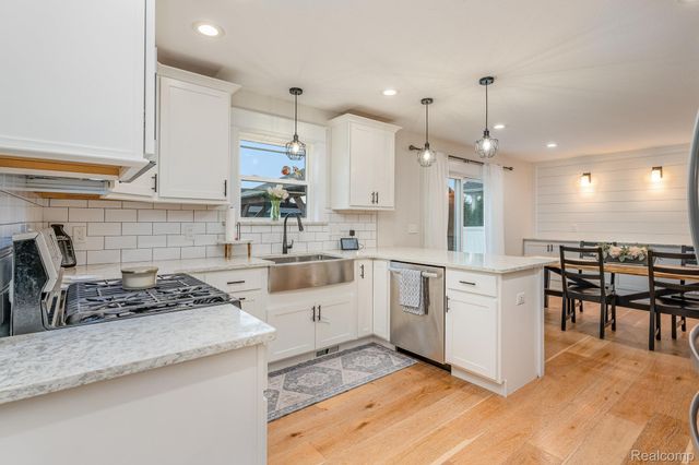 10224 Sarle Road, Tittabawassee Township, MI 48623