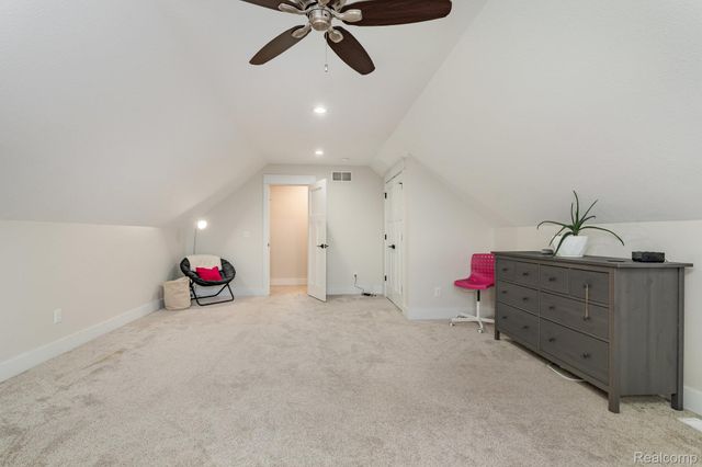 10224 Sarle Road, Tittabawassee Township, MI 48623