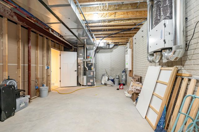 10224 Sarle Road, Tittabawassee Township, MI 48623