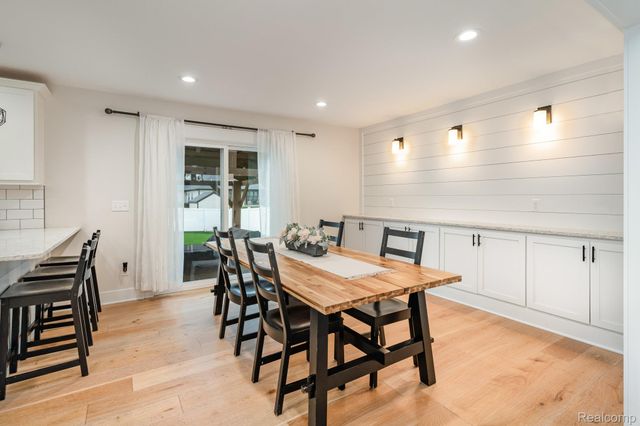 10224 Sarle Road, Tittabawassee Township, MI 48623