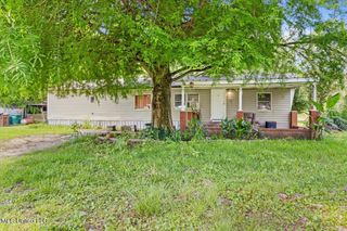 18295 Robin Oaks Drive, Gulfport, MS 39503