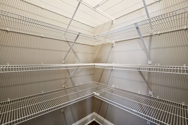 323 Bluebriar Trce, Clarksville, TN 37043