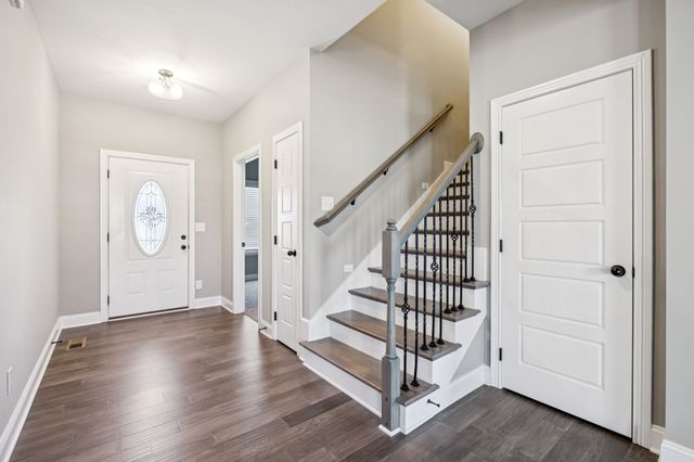 323 Bluebriar Trce, Clarksville, TN 37043