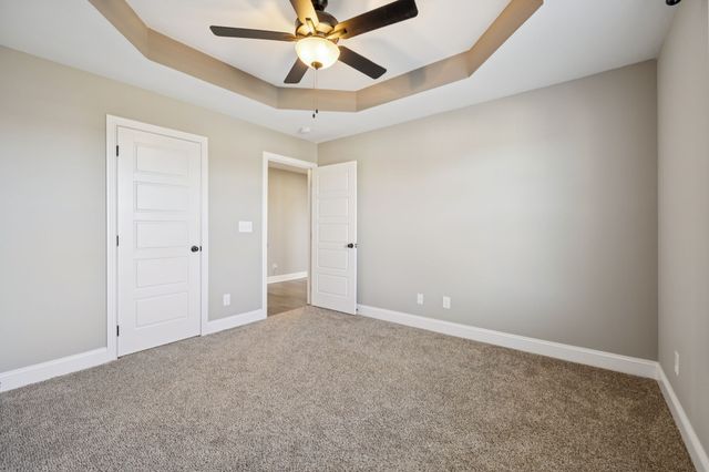 323 Bluebriar Trce, Clarksville, TN 37043