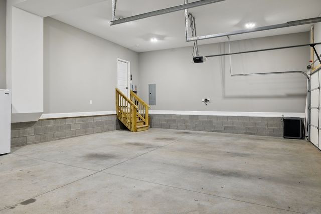 323 Bluebriar Trce, Clarksville, TN 37043