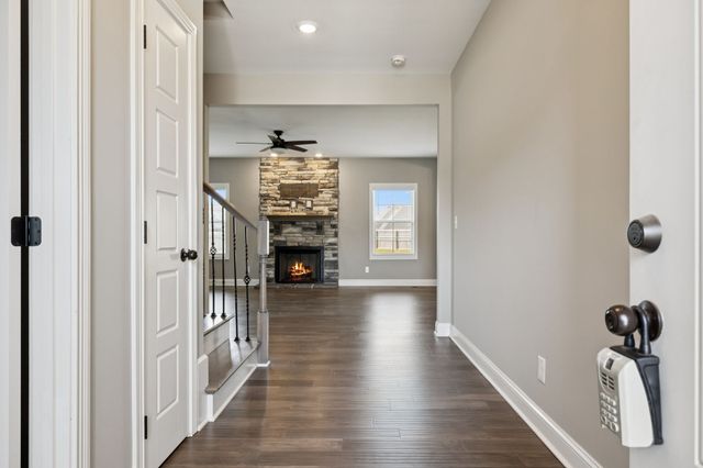 323 Bluebriar Trce, Clarksville, TN 37043