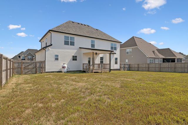 323 Bluebriar Trce, Clarksville, TN 37043