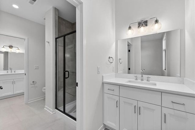 2856 W 133rd Terrace, Leawood, KS 66209