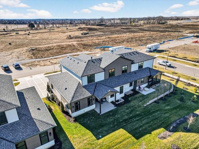 2856 W 133rd Terrace, Leawood, KS 66209