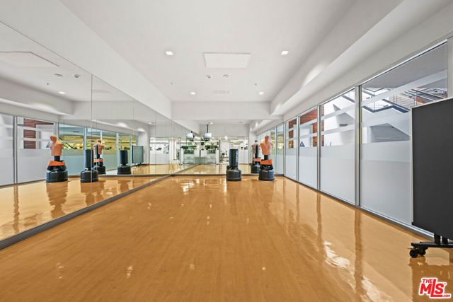 1234 Wilshire Boulevard 422, Los Angeles, CA 90017