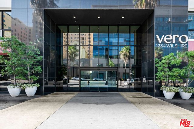 1234 Wilshire Boulevard 422, Los Angeles, CA 90017