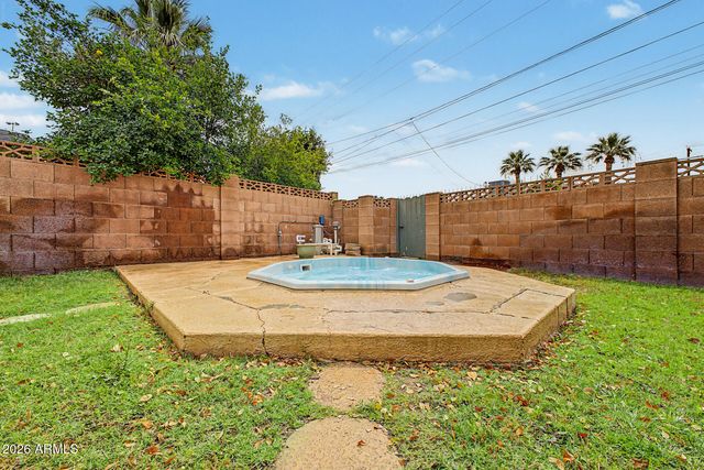 3409 E INDIANOLA Avenue, Phoenix, AZ 85018