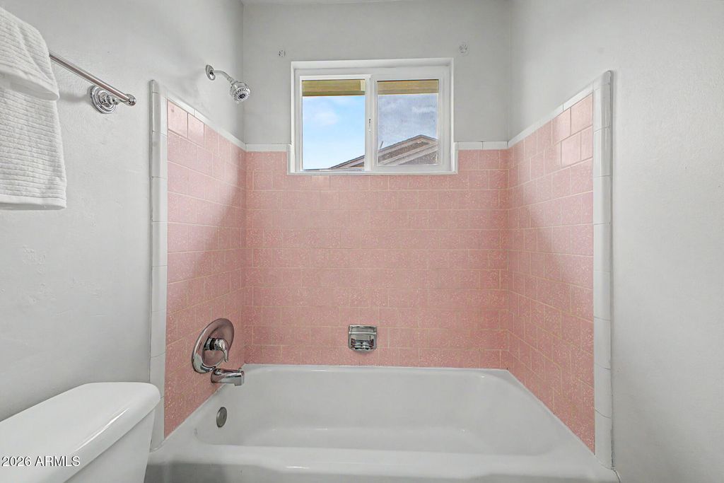 Image 44 of property listing at 3409 E INDIANOLA Avenue, Phoenix, AZ 85018