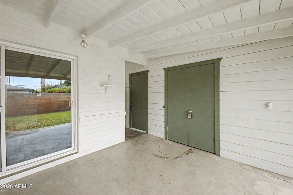 Image 47 of property listing at 3409 E INDIANOLA Avenue, Phoenix, AZ 85018